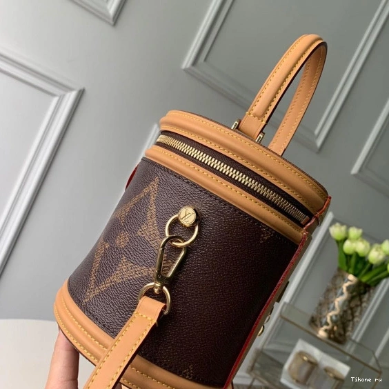 Affordable VUITTON CANNES LOUIS 0720